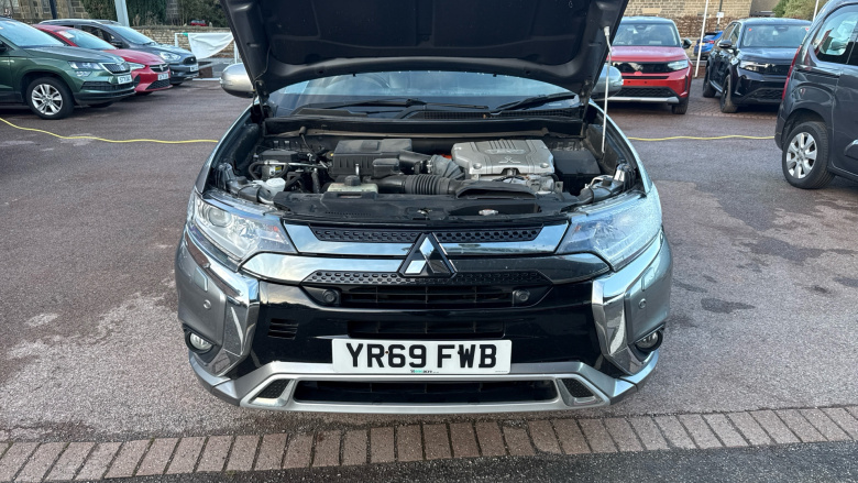 Mitsubishi Outlander 2.4 PHEV Dynamic Safety 5dr Auto Estate